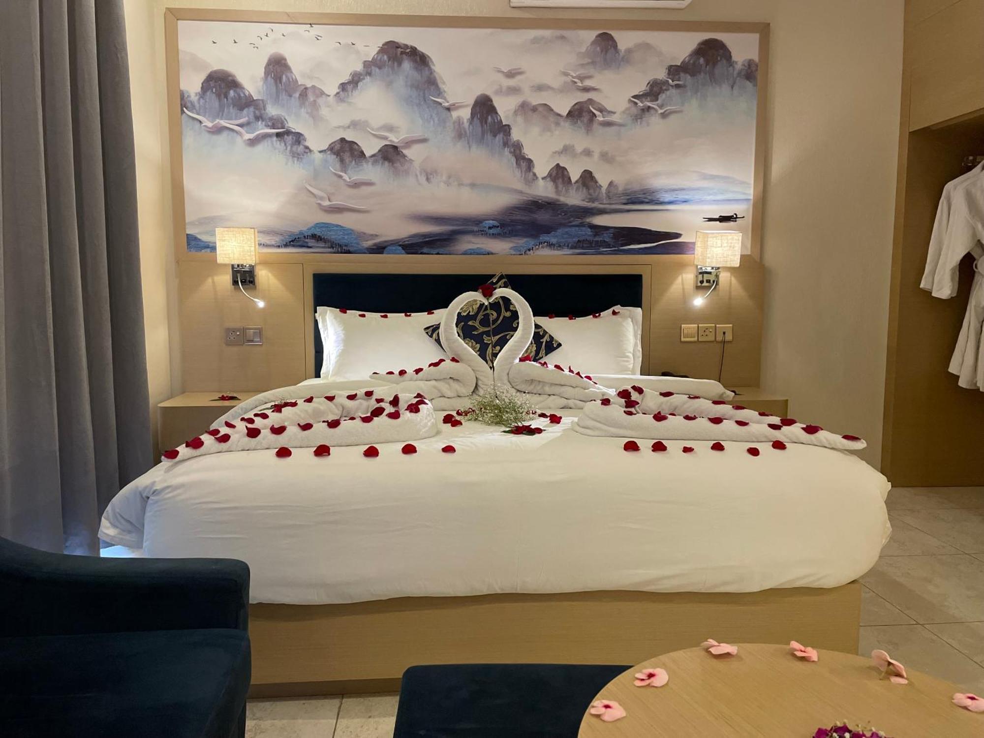 Season Inn Hotel Barka Dış mekan fotoğraf