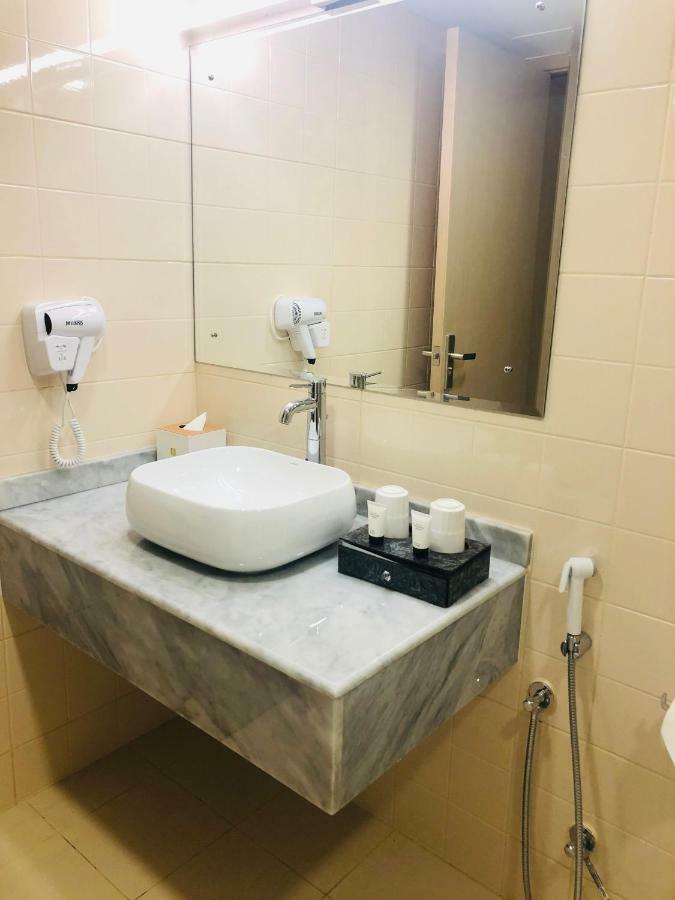 Season Inn Hotel Barka Dış mekan fotoğraf